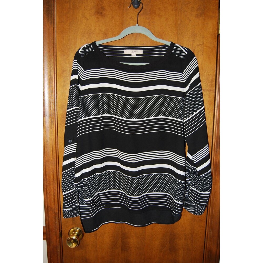 Ann Taylor Tunic Black/White Size M Crew Neck Career Business